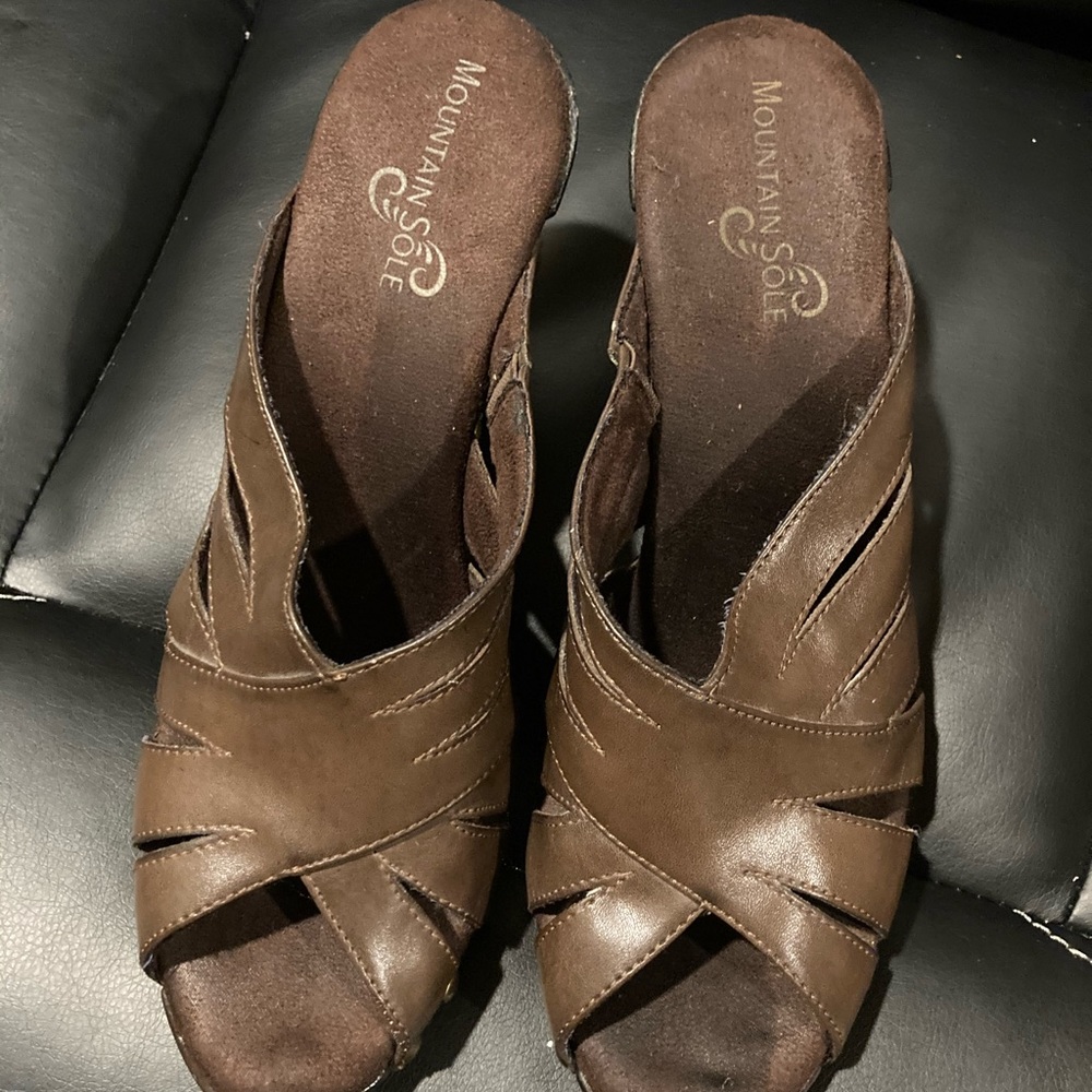 Mountain sole mules